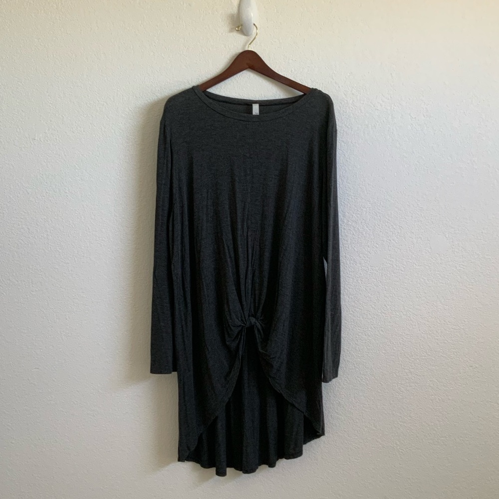 High-low knot-front tunic Size 3XL
